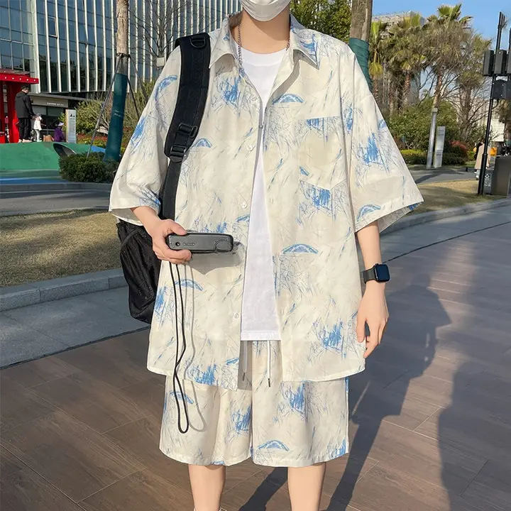 夏季用 五分袖花柄シャツ【クールな肌触り・ビーチスタイル・男性用】（セットアップ対応）