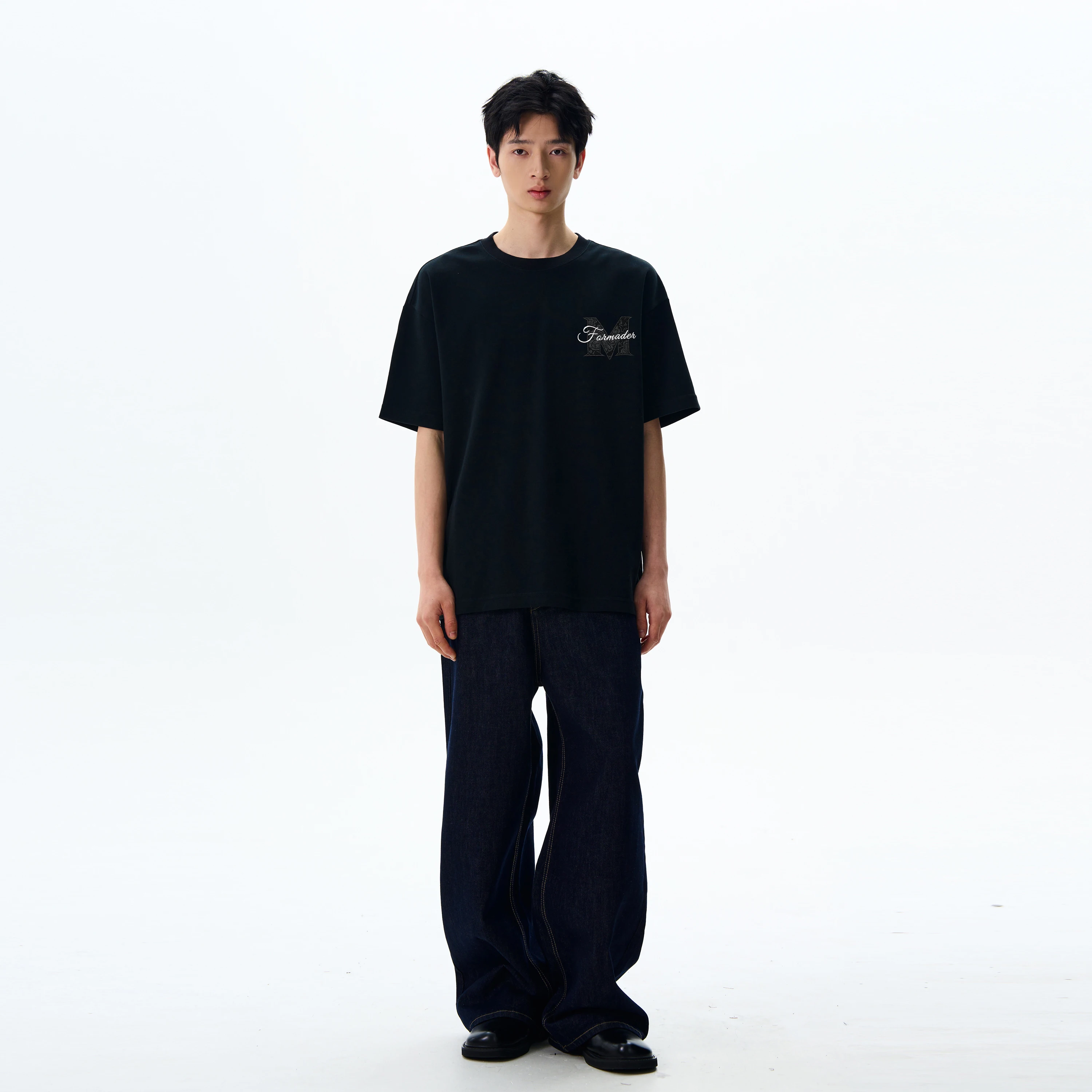 Tシャツの後ろにどんなデザインがおすすめ？実際の使い方と選び方を徹底解説