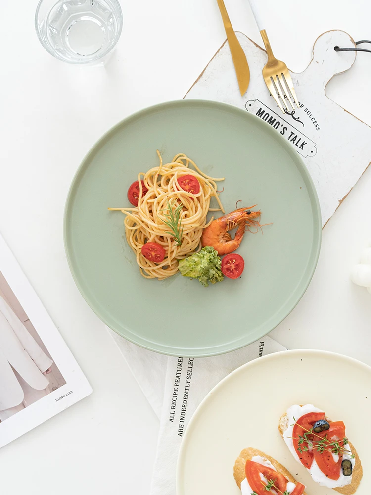 キッチンをスッキリ整理！収納グッズおすすめ　抹茶色陶器プレートの徹底解説