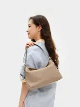 本革製 ショルダーバッグ【肩掛け・デザイン・カジュアル】