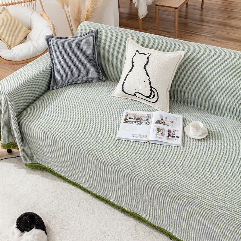 リビングのソファに猫が引 っかくのは、本当に辛い…どうやって防ぐ？