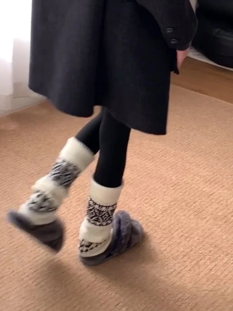フェアアイル柄 ニットセットアップ きれいめの秋冬スタイル