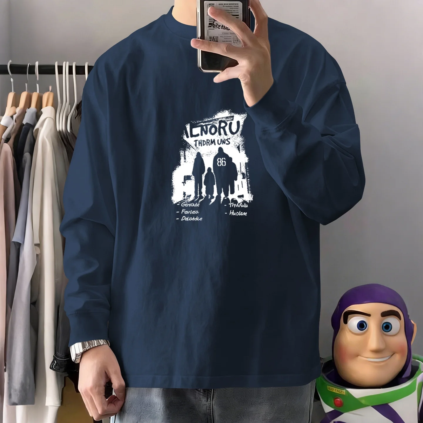 丈の長いTシャツを着こなすには？リアルな選び方と、毎日のスタイルに活かすコツ