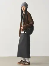 高級感のある深灰色スーツフィッシュテールスカート【ハイウエスト・スリムフィット・タイトシルエット】