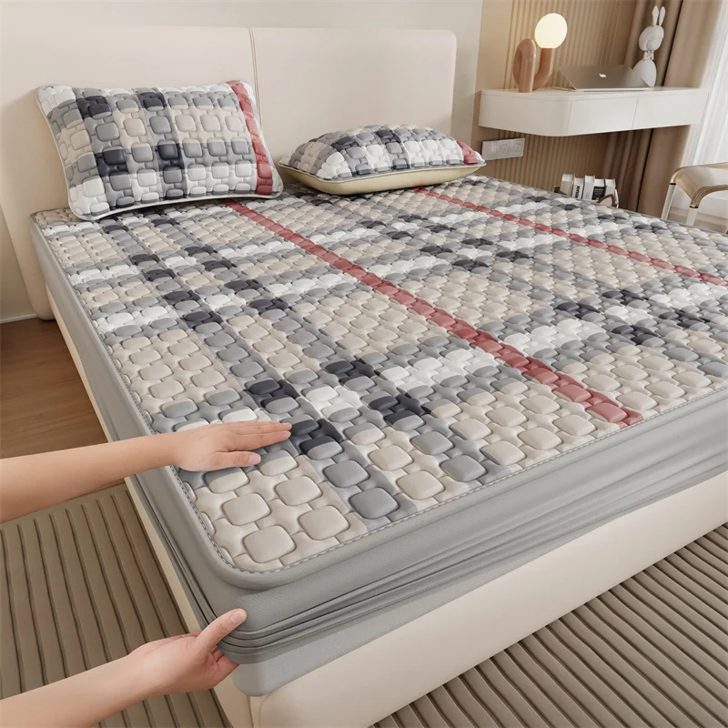 涼しい夜をどう選ぶ？冷感マットレス保護カバーが夏の眠りを変える理由