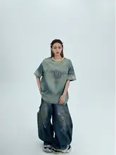 ビンテージ風刺繍デザインのデニムTシャツ【夏用・ルーズフィット・女性用・短袖】