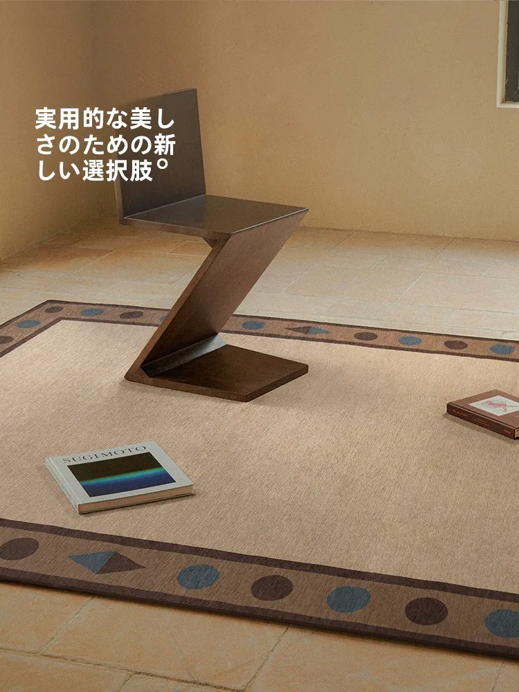 ccコレクションで失敗しない選び方は？中古風のリビングラグが家を彩る理由