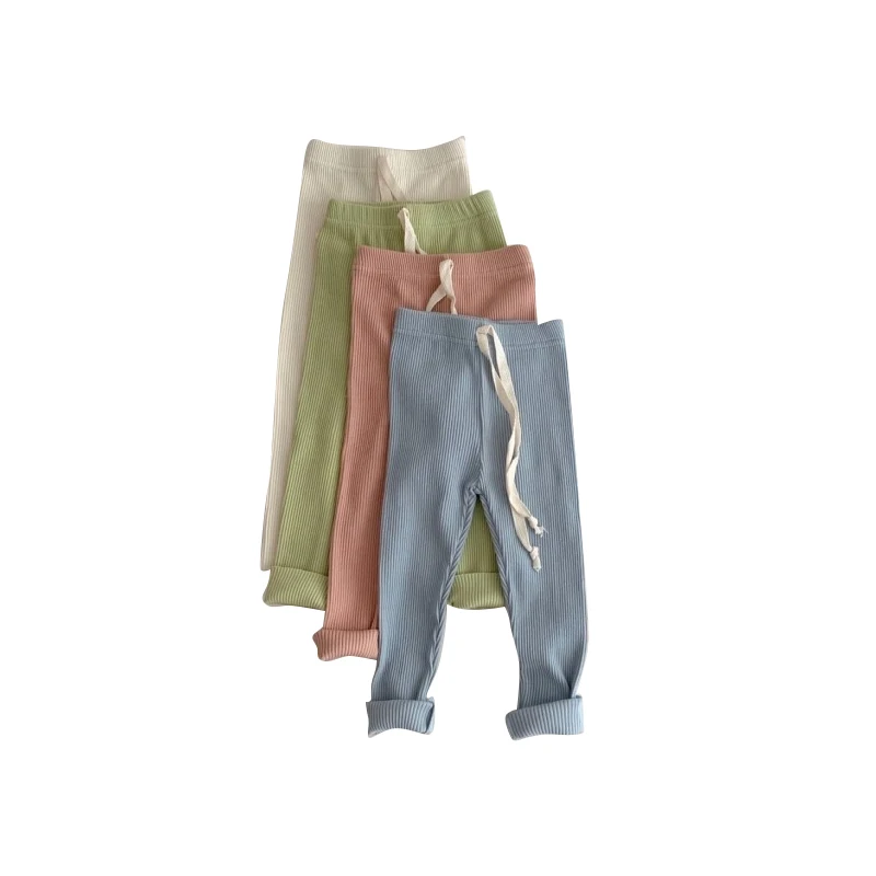韓国風ベビーデニムパンツ：男女兼用のリブストレッチデザインと春秋対応の実用性