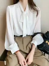 リボン付きホワイトシャツ【長袖・ゆったりシルエット・シフォン素材】