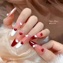 ミニハートネイルアートアクセサリー【樹脂製・ドットデザイン・甘い印象】