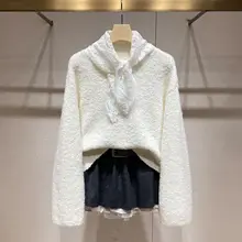 おしゃれで若々しい印象！レース襟付きトップスとふんわりスカートの2点コーデ（セットアップ対応）