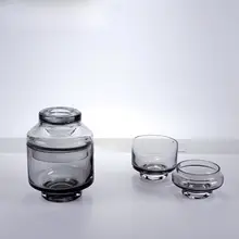 モダンなデザインのアートアロマキャンドルホルダー【カフェブラウン・蓋付き・インテリア装飾用】
