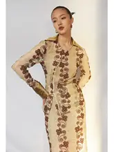 オリジナルデザインの浮彫刺繍 コーデュロイブラウスとスカート（セットアップ対応）