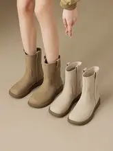 秋冬用 レトロデザインのショートブーツ【スエード・太ヒール・チェルシーブーツ】