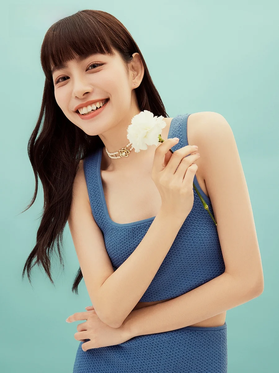 人造珍珠ネックレス山茶花デザイン：女性向けのオリジナル植物風デザインを実現