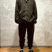 できるレトロデザインのナイロンパンツ【日本製・スリムフィット・ストリートスタイル】