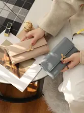 スタイリッシュな女性用大容量財布【実用型・手持ち可能・ギフトに最適】