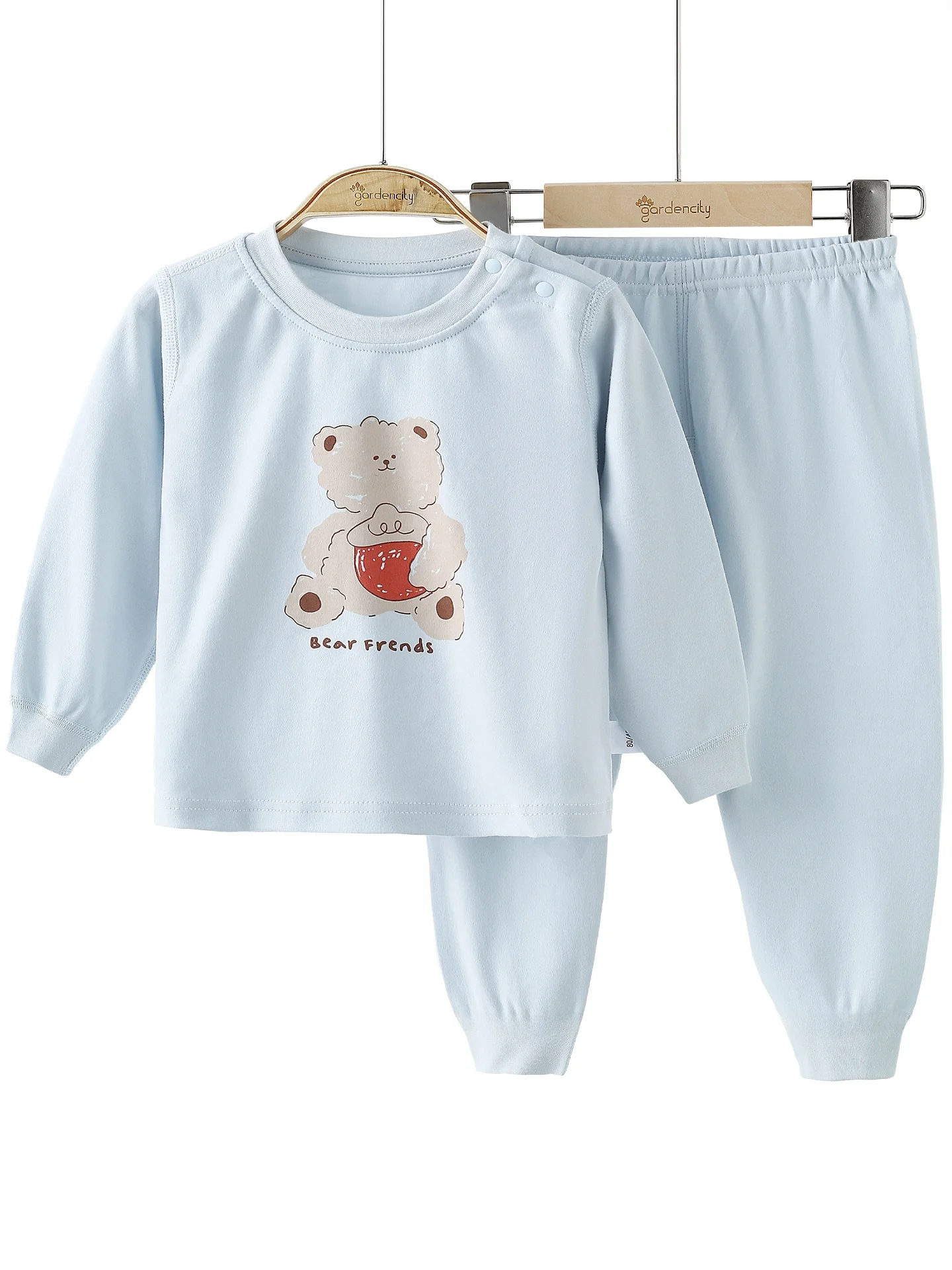 1歳の寝るとき、どんな服が本当に安心なのか？