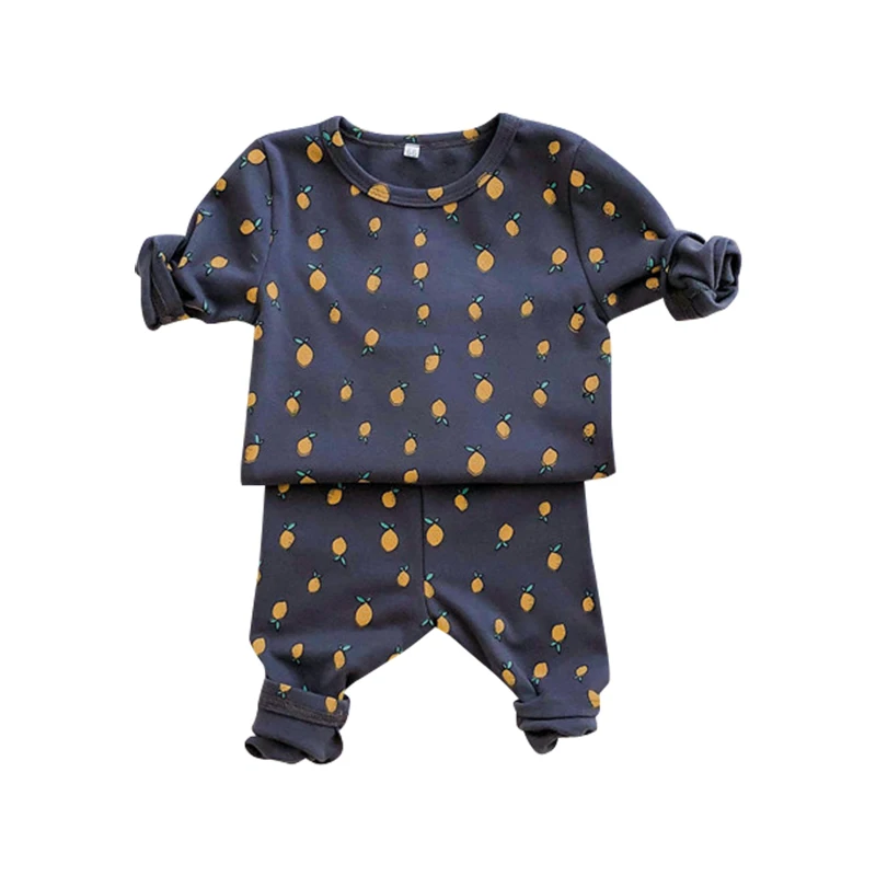 5ヶ月の赤ちゃんにぴったりな服のサイズは？韓風の長袖レモンプリントセットアップが解決する理由