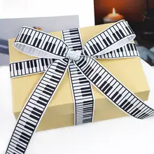 ピアノキャラクター柄のインクリボンギフトボックス【ハンドメイドリボン包装】