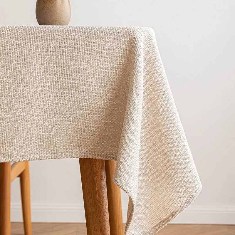 高級感あふれるシンプルなテーブルクロス：リビング用マルーンレッド四角形140×260cmの実用性と設置ガイド
