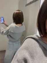 春新作の大きな襟デザインのゆったりショート丈羊毛混紡ストライプニット