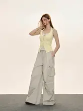 デザイン性抜群のレース切り替えホルターネックタンクトップ【夏用・女性用・アメリカンスタイル】
