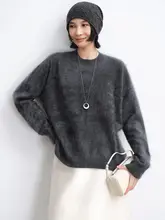 極上の柔らかさ！山羊毛使用ラウンドネックセーター