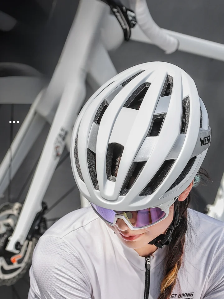 XIQIZHE 自転車用ヘルメット【エアロダイナミック・通気性・ロードバイク・マウンテンバイク】