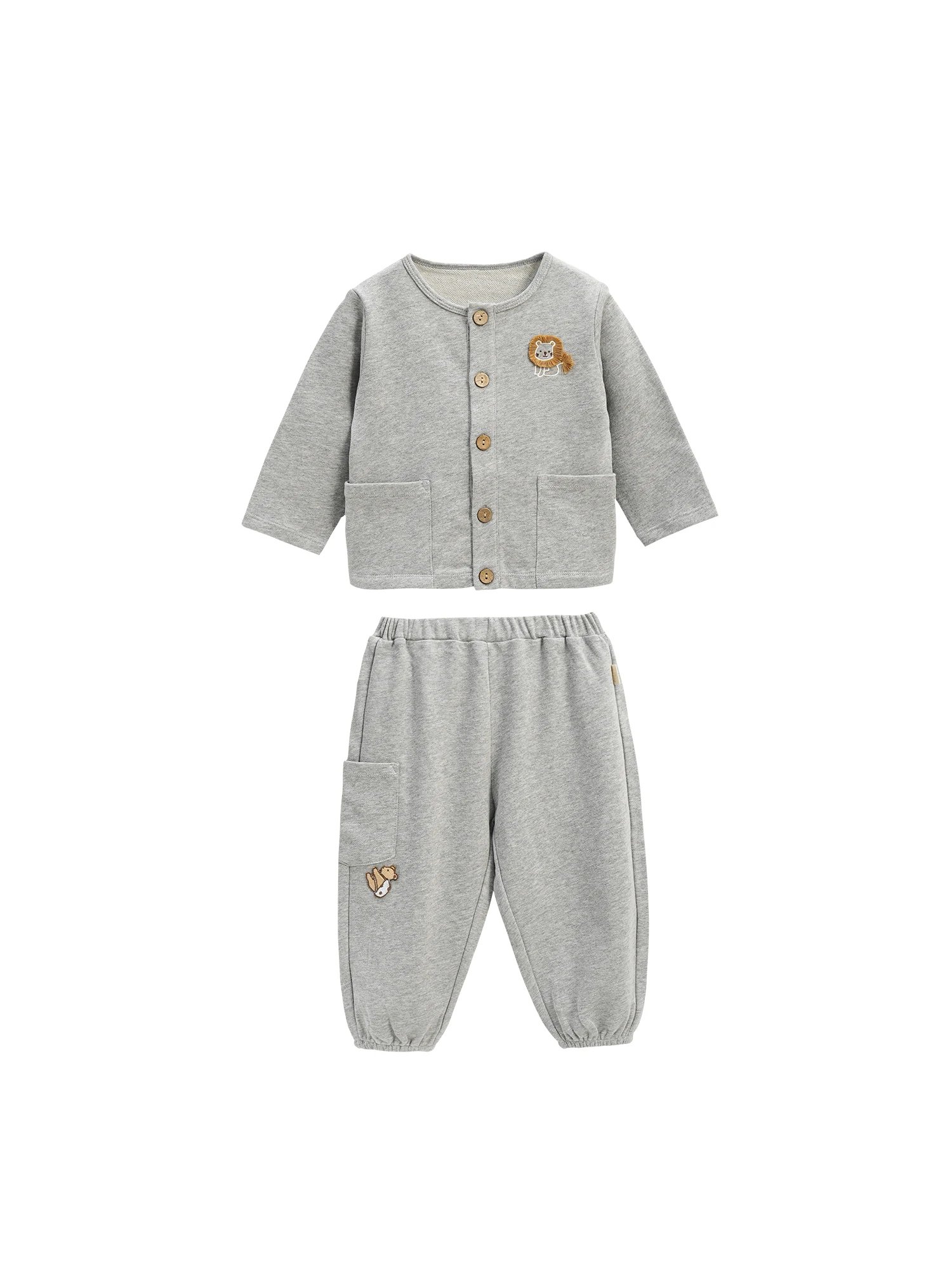 小学生男の子 服ブランドで迷うなら、この1点が今最もおすすめ？