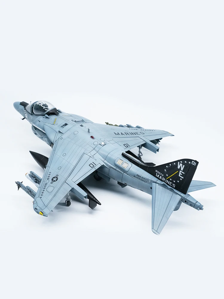 UMa AV8BハリアーIIプラス：攻撃機モデルキットの構成と実用性を解説
