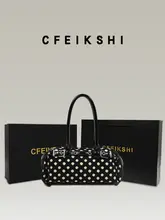 高級感のあるドット柄ショルダーバッグ【カジュアル・スタイリッシュ・斜め掛け】