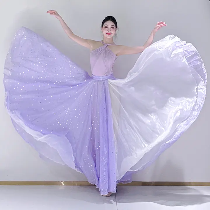 舞台映えする大ぶりなダンススカート【720度のボリューム・二重層・伝統民族舞用】