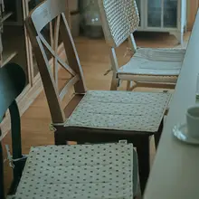 夏用ストライプデザインの高級感あるダイニングチェアクッション
