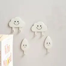 可愛い笑顔の雲型粘着フック【穴あけ不要・キー収納・子供部屋の壁面装飾】