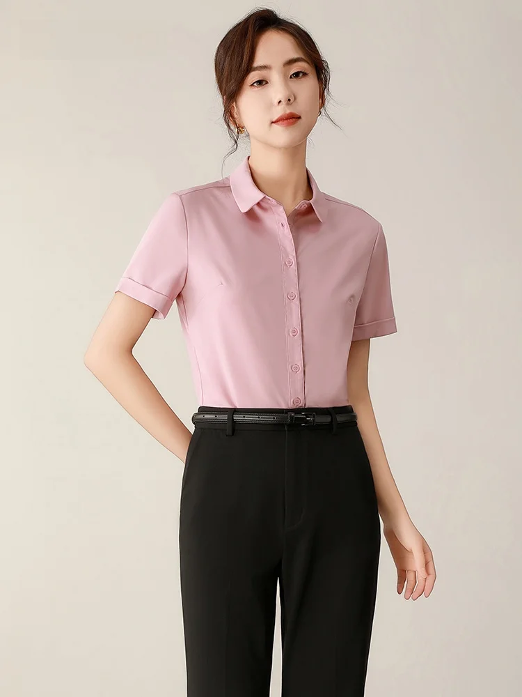 ビジネスカジュアル面接で失敗しない服装は？女性用ピンクシャツが救 うリアルな選び方