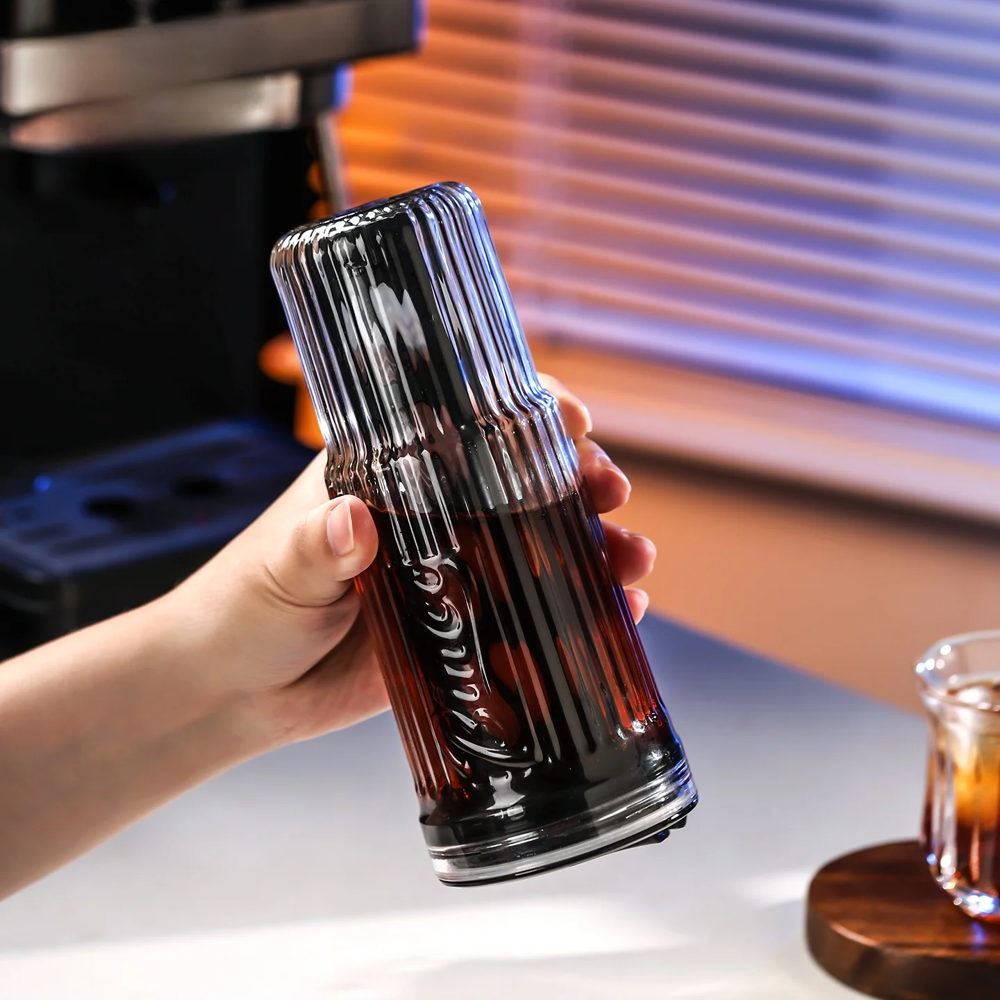 ビークール コールドブリューカップ：600mlの密閉フィルターで家庭と外出での冷萃コーヒーを実現