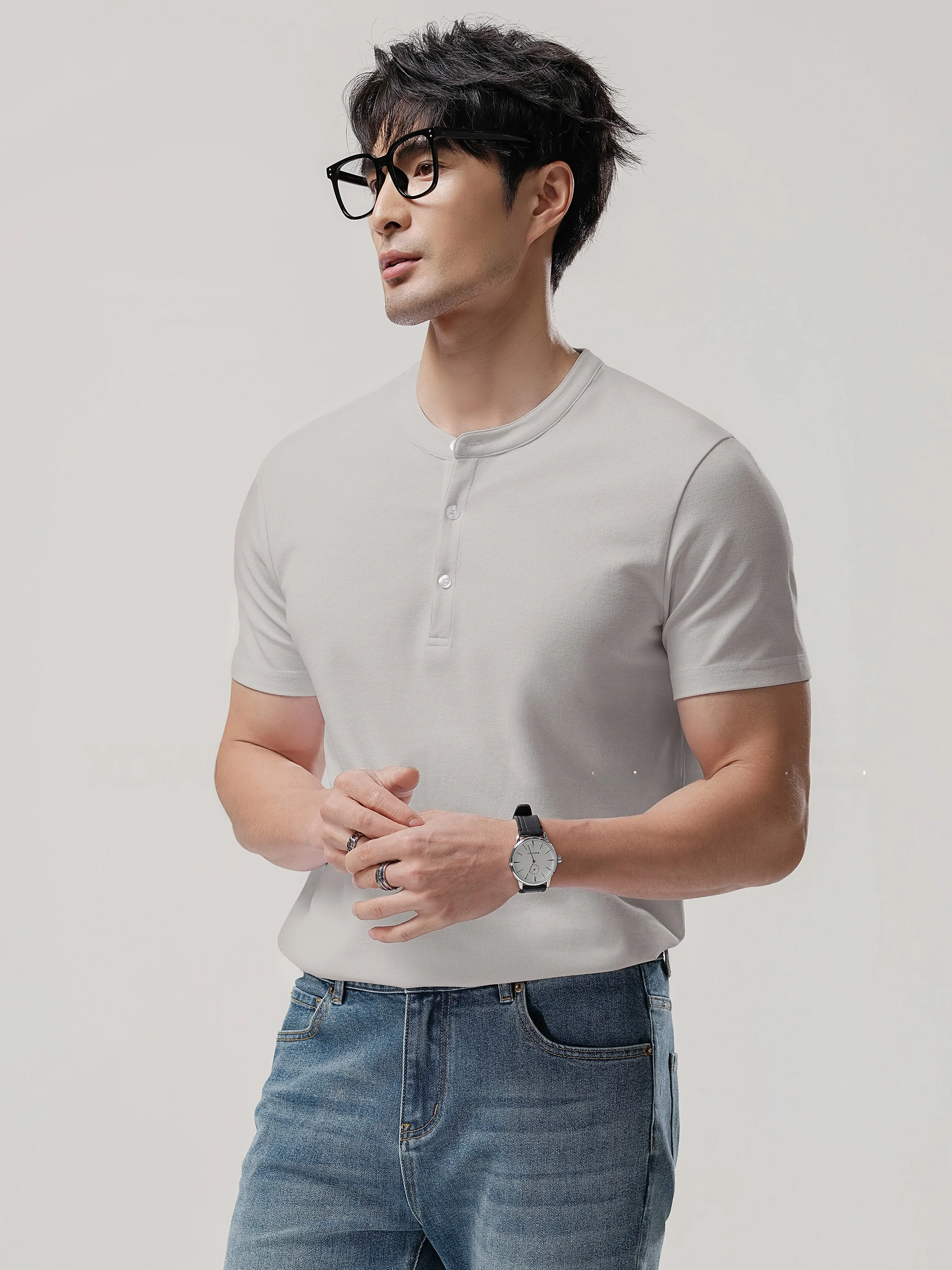 涼感速乾シャツ：ヘンリーネックショートスリーブの夏季上半身対策