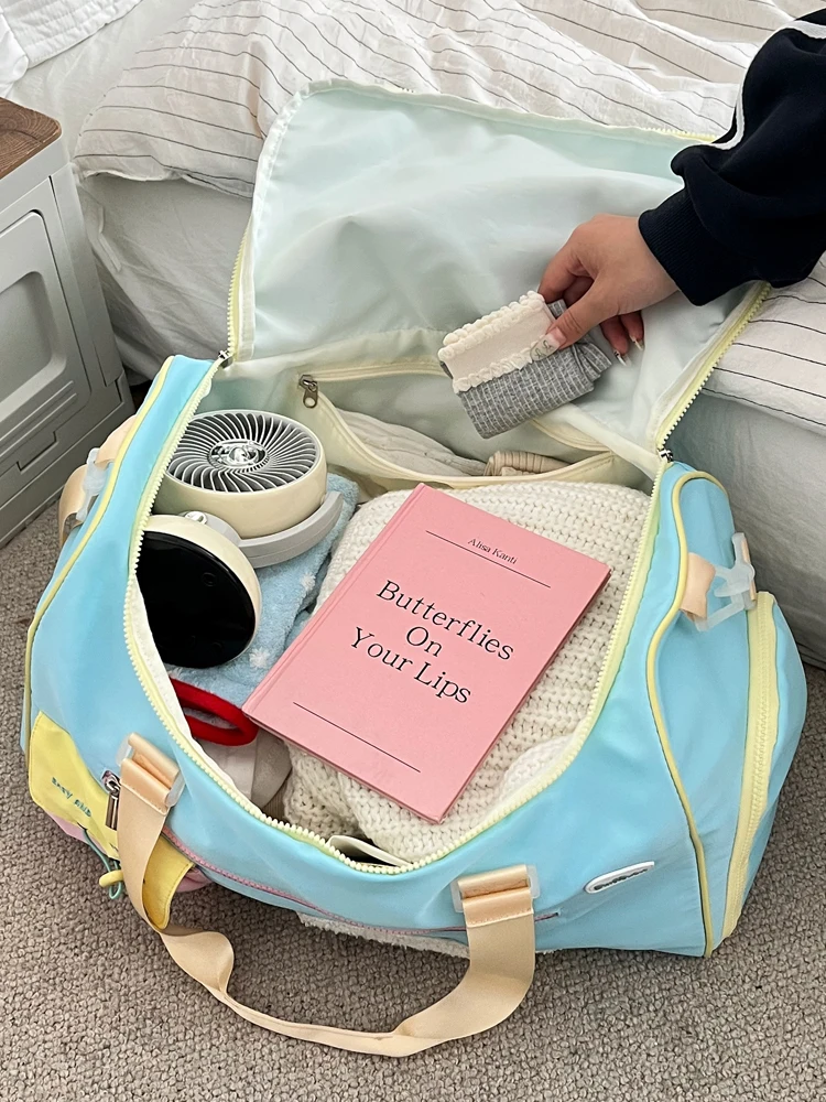 1泊2日の荷物を軽くするためのバッグは？ボストンバッグと比べて、このショルダーバッグが本当に優れている理由