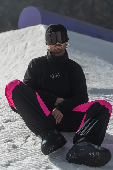 powster プロフェッショナルスキーウェア【防風・防水・透湿・バックパックデザイン】