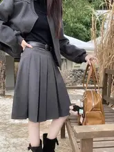 グレーのプリーツスカート【ハイウエスト・Aライン・春用・レディース】（セットアップ対応）