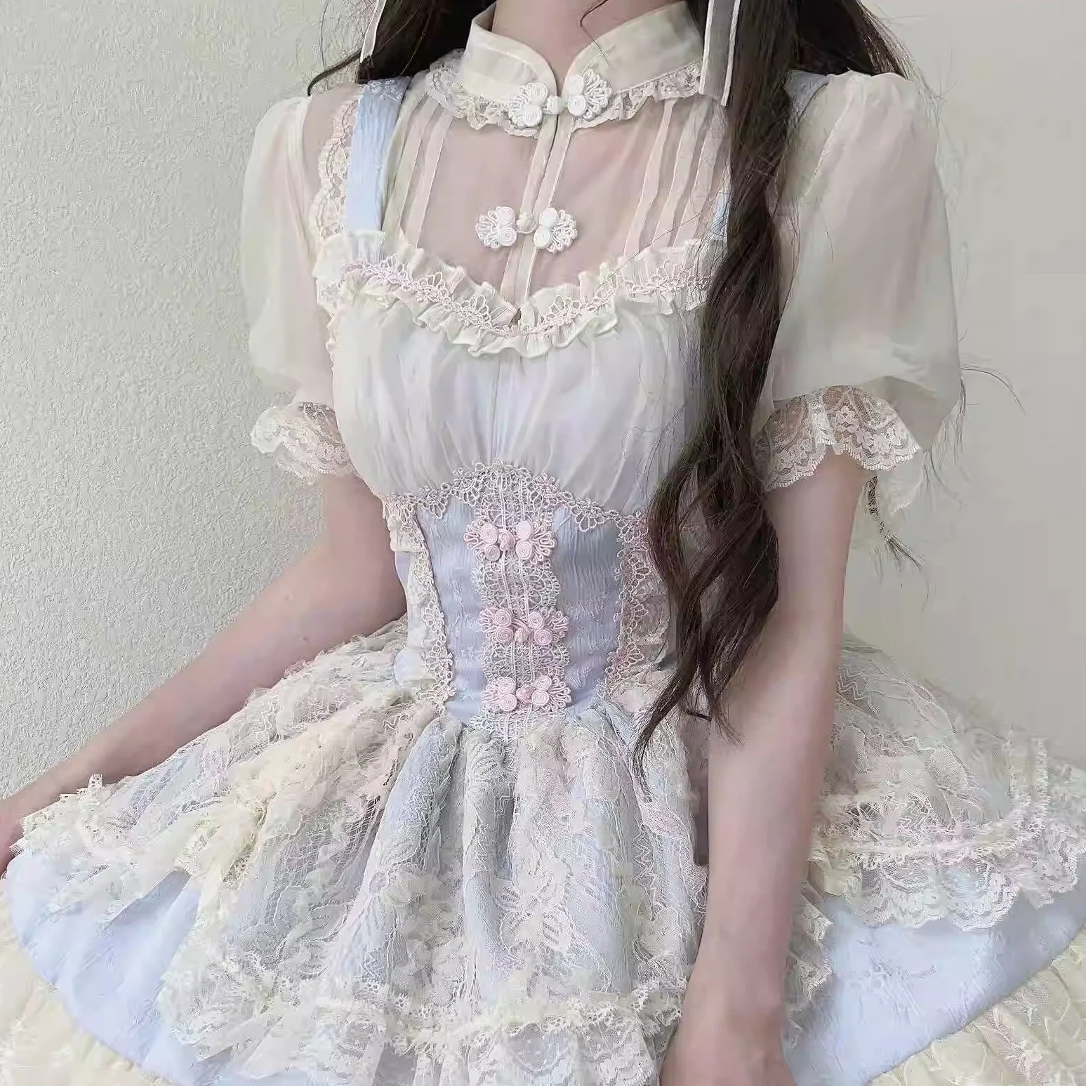 エロいコーデって何？ロリータスタイルのインナーシャツで解き明かす