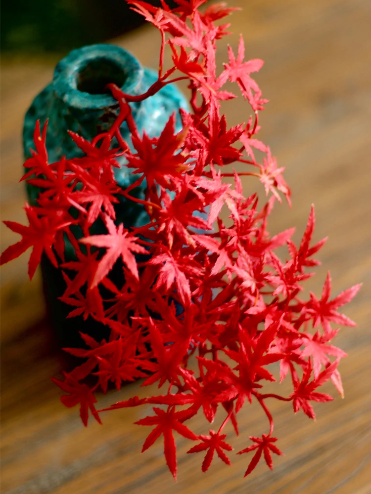 ショートメープルリーフの造花：新中式風の常緑低木おしゃれスタイル