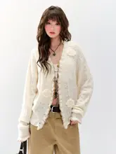 米白色のレースVネックオープンショルダーカーディガン【秋用・韓国スタイル・花柄・極上の柔らかさ】