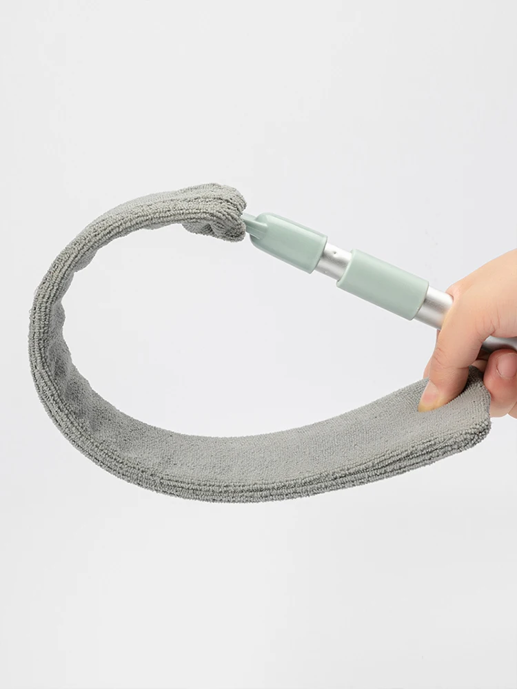 家庭用隙間ほこり取りダスター：ベランダ掃除に最適な長柄タイプの実用性解析