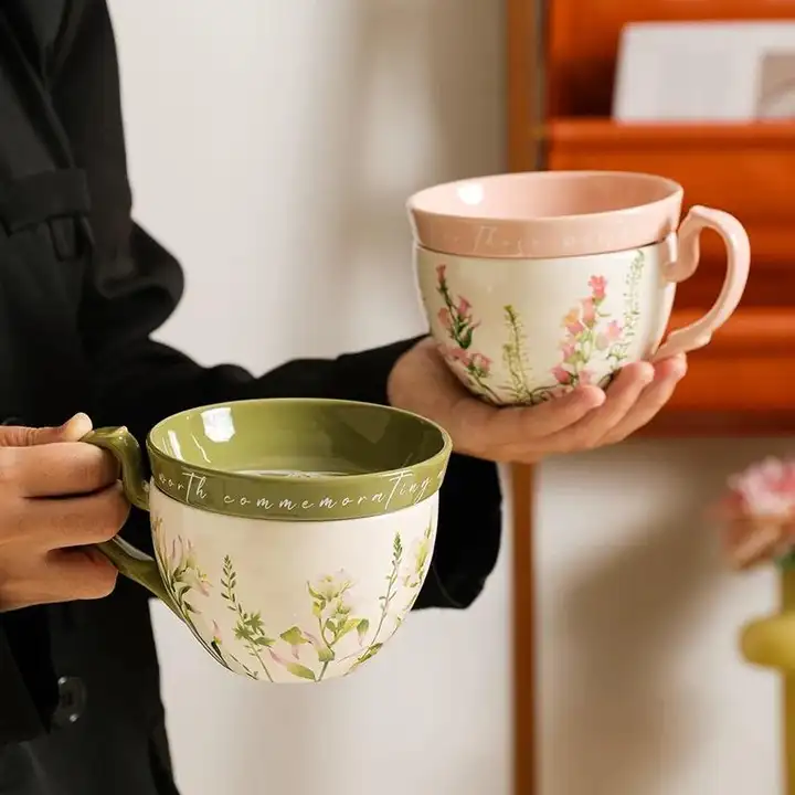 ENDLESS 大容量 陶器 コーヒーマグカップ【フラワー柄・リッド付き・プレート付き】