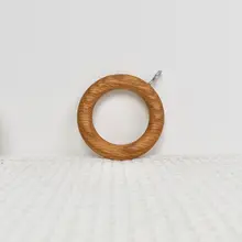 シンプルモダンな無垢材カーテンロッド用木製リング【静音・宿泊施設向けアクセサリー】