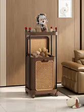 アンティーク風のランドリーバスケット【家庭用・移動可能・収納ラック】