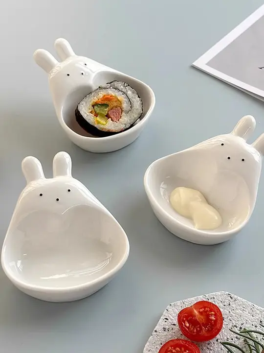 小皿 取り皿 うさぎ おしゃれ インスタ映え 陶器 ソース皿 薬味皿 「JOJO'S L. PD.oil.」