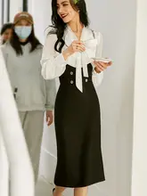 白色のリボン付き長袖シャツ【ビジネスシーン・春用・女性用】（セットアップ対応）